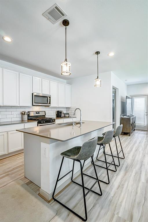 Building Photo - 7230-7230 Telford Holw Trl