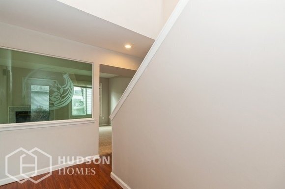 Building Photo - AVAILABLE NOW! - 129 Tartan Terrace Chalfo...