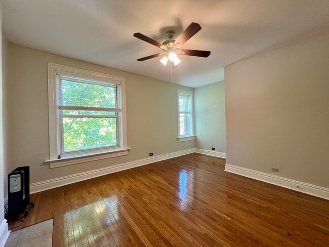 Building Photo - 4248 Botanical Ave