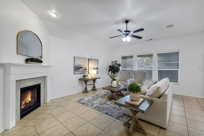 Building Photo - 7014 Spruce View Ct