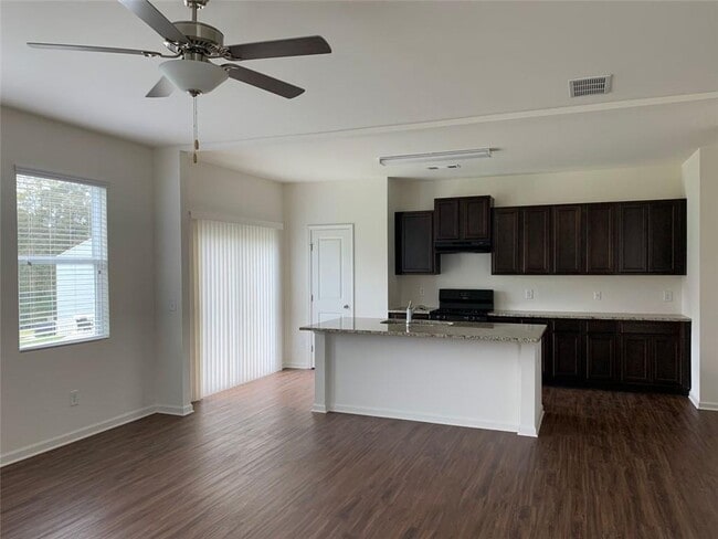 Building Photo - 327 Aimes Dr.