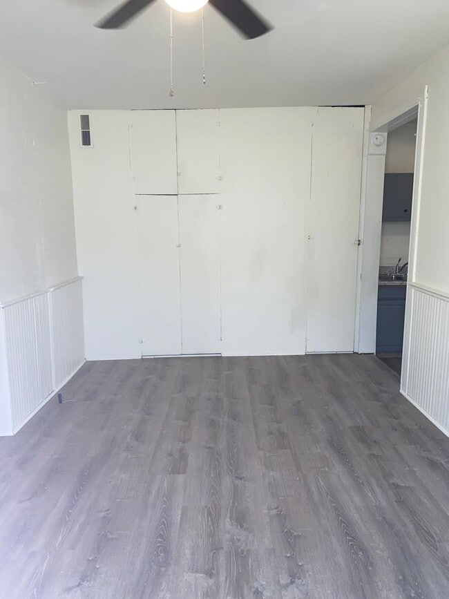 Building Photo - Coming soon- Spacious 2 bedroom home in Po...