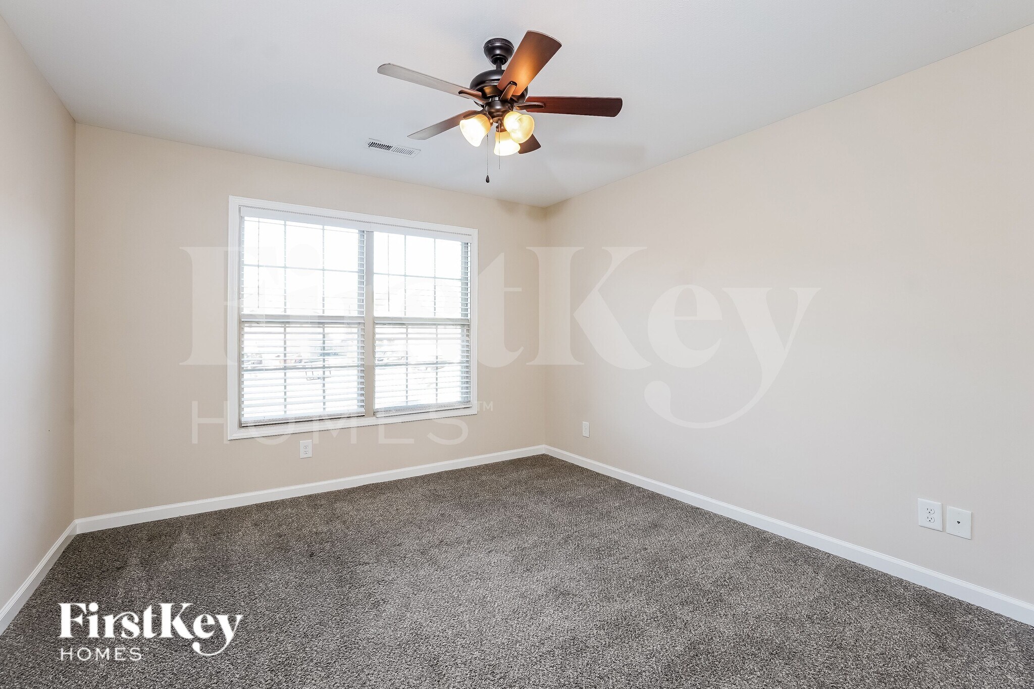 Building Photo - 1532 Osage Ct