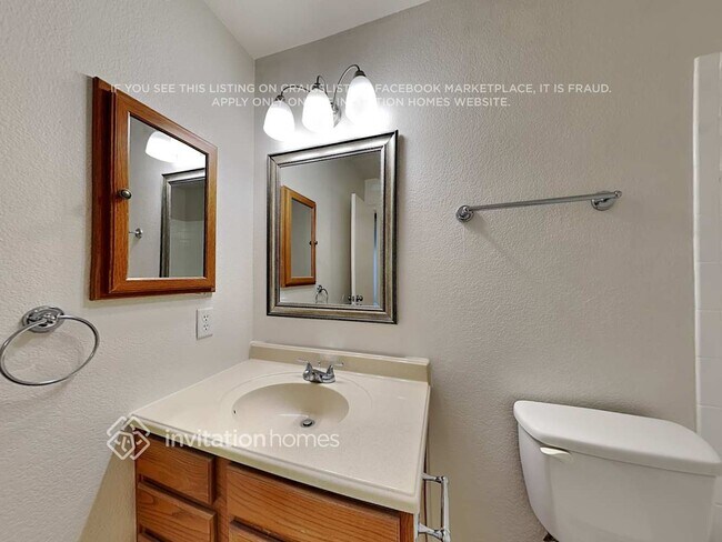 Building Photo - 6439 E Albany St