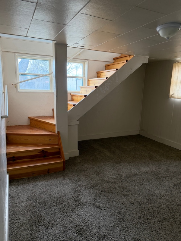 Building Photo - 210 2nd St