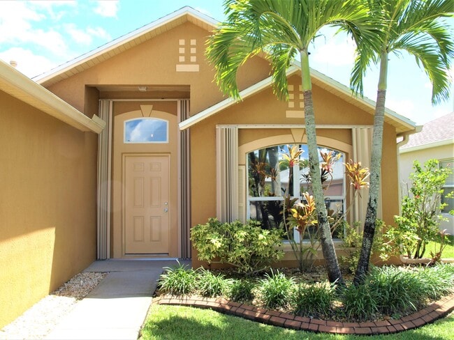 Building Photo - 1281 Berryhill Dr