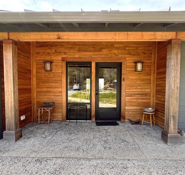 Building Photo - 34478 Iversen Rd