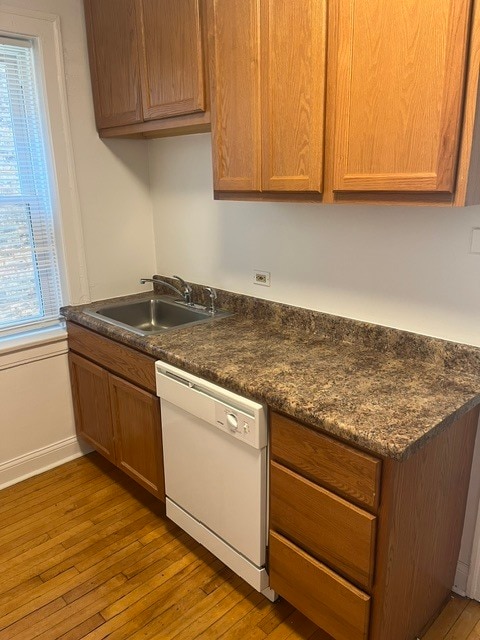 Building Photo - 724 Hinman-2E