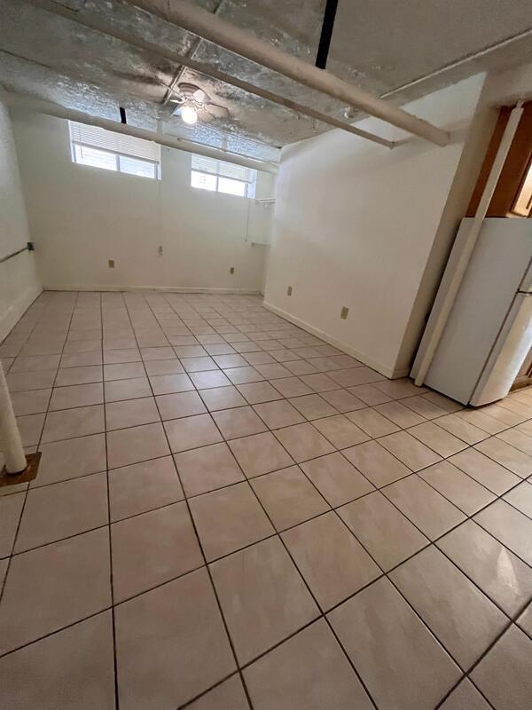 Building Photo - 632 Howard Pl