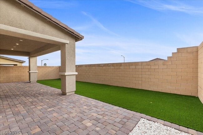 Building Photo - 10423 Stroma Ave