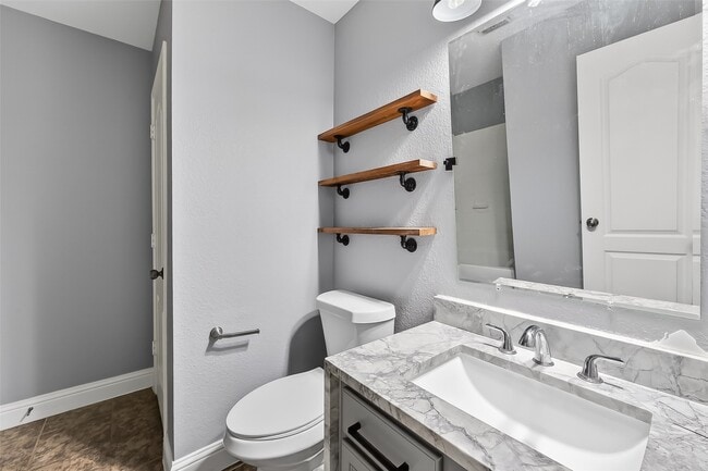 Building Photo - 29603 Golden Vines Ln