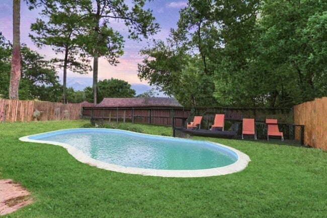 Building Photo - 5706 Sunnygate Dr