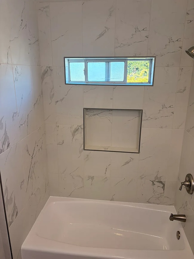 Building Photo - 3720 Louisiana St