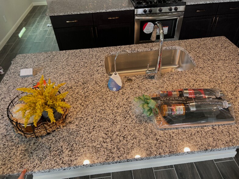 Building Photo - 14627 Sweet Clover