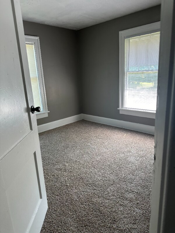 Building Photo - 129 Getting Pl