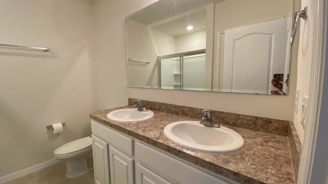 Building Photo - 1616 Primo Ct