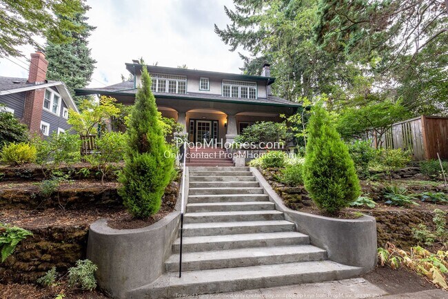 Primary Photo - Cozy Three-Bedroom Duplex in Historic Irvi...