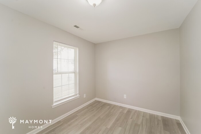 Building Photo - 6031 Veckman Ct