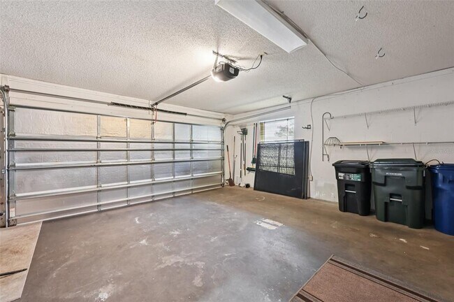 Building Photo - 227 Southampton Dr