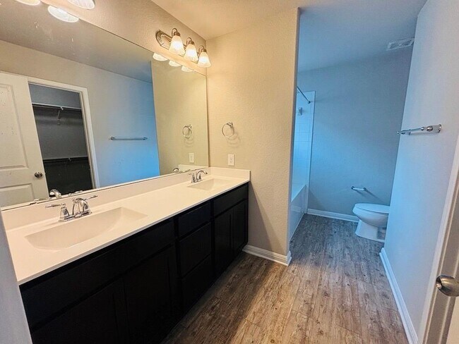 Building Photo - 1313 Bear Peak Ln