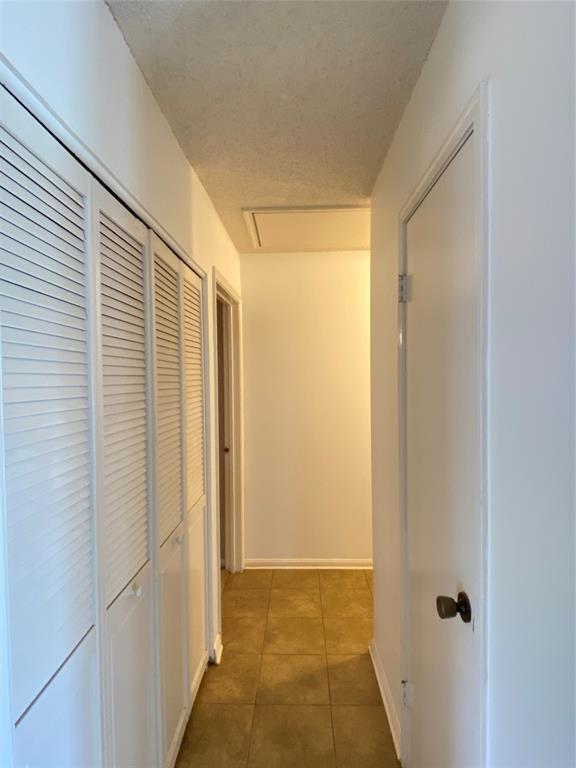 Building Photo - 2233 Ripple Creek Dr