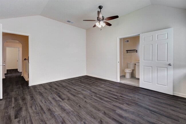 Building Photo - 26603 Summerbend Hollow Ln