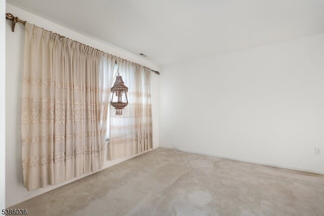 Building Photo - 144 Jackson Ave