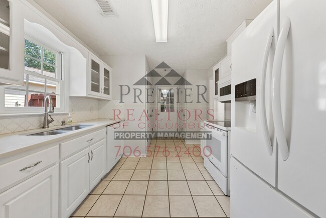 Building Photo - 30 Sugar Mill Ct