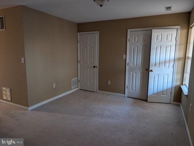 Building Photo - 2426 Clover Field Cir