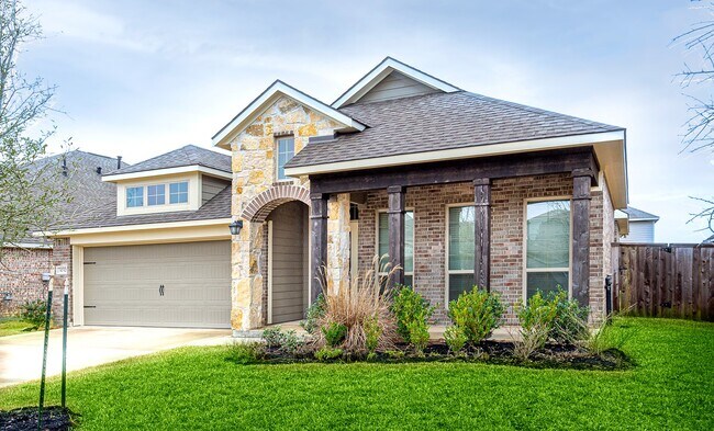 Building Photo - 3032 Stonebriar Ct