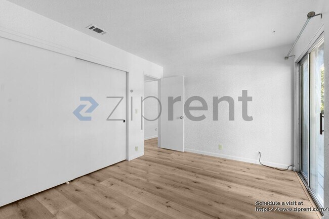 Building Photo - 1800 U St