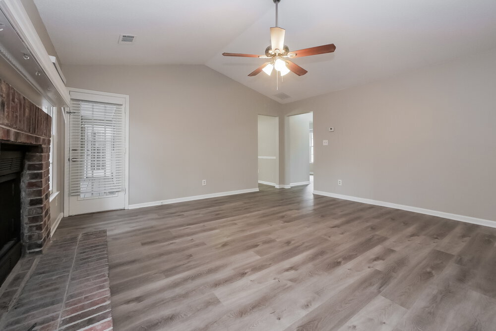 Building Photo - 1118 Crystal Springs Trail