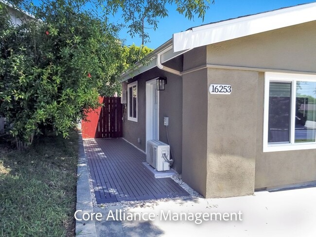 Building Photo - 16253 Halsey St