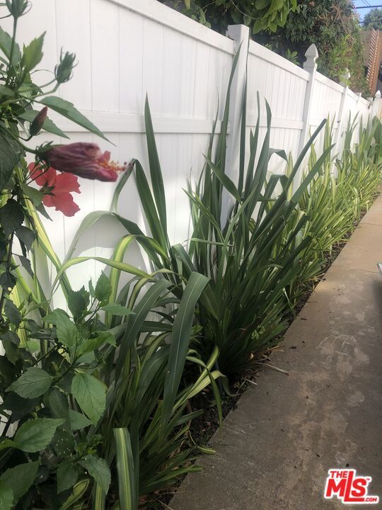 Building Photo - 4269 McClung Dr