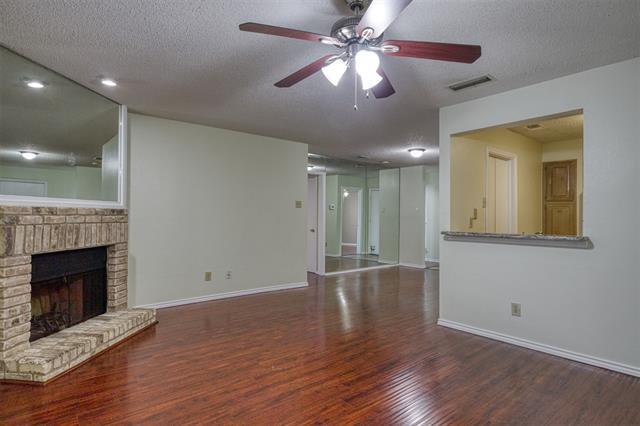 Building Photo - 5840 Spring Valley Rd