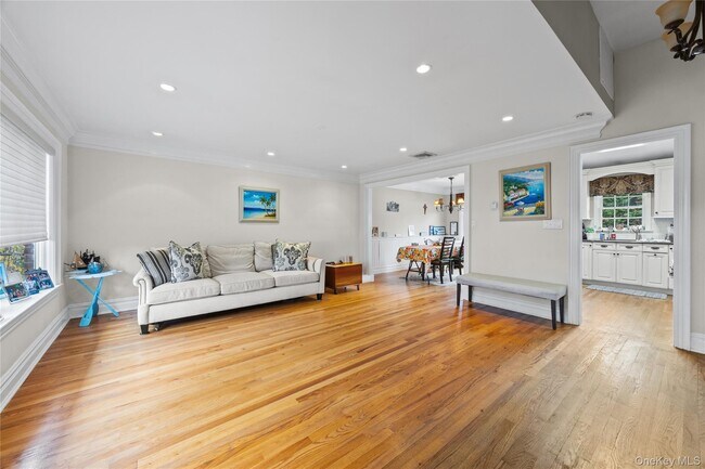 Building Photo - 78 Scott St