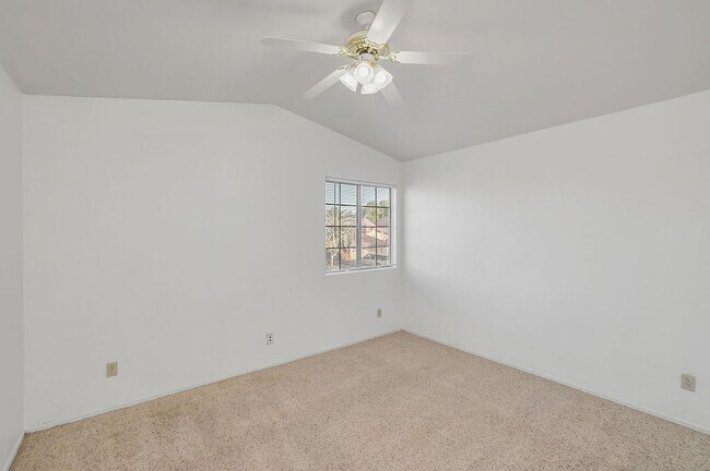 Building Photo - Beautiful Ahwatukee Home!