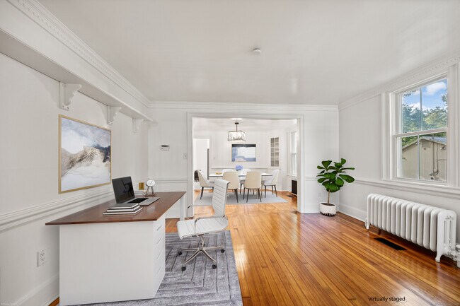 Building Photo - 2921 Nichols Ave