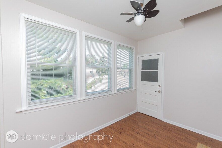 Building Photo - 4906 N Marmora Ave