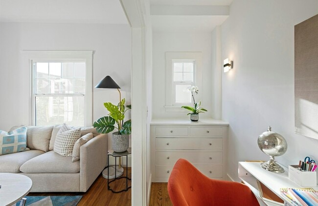 Building Photo - 2706 Ashby Ave