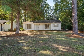 Building Photo - Gorgeous Fairhope Cottage!