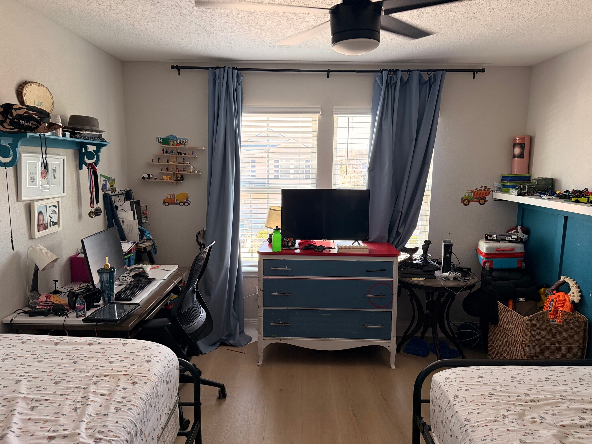 Building Photo - 13984 Sterely Ct N