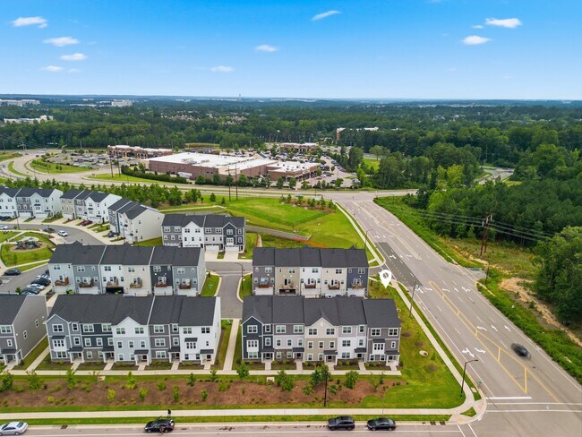 Building Photo - 3108 Brellon Ln