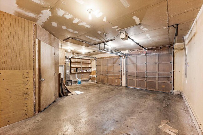 Building Photo - Charming Tacoma Home with A/C, RV Parking, Workshop & Skylit Living Room