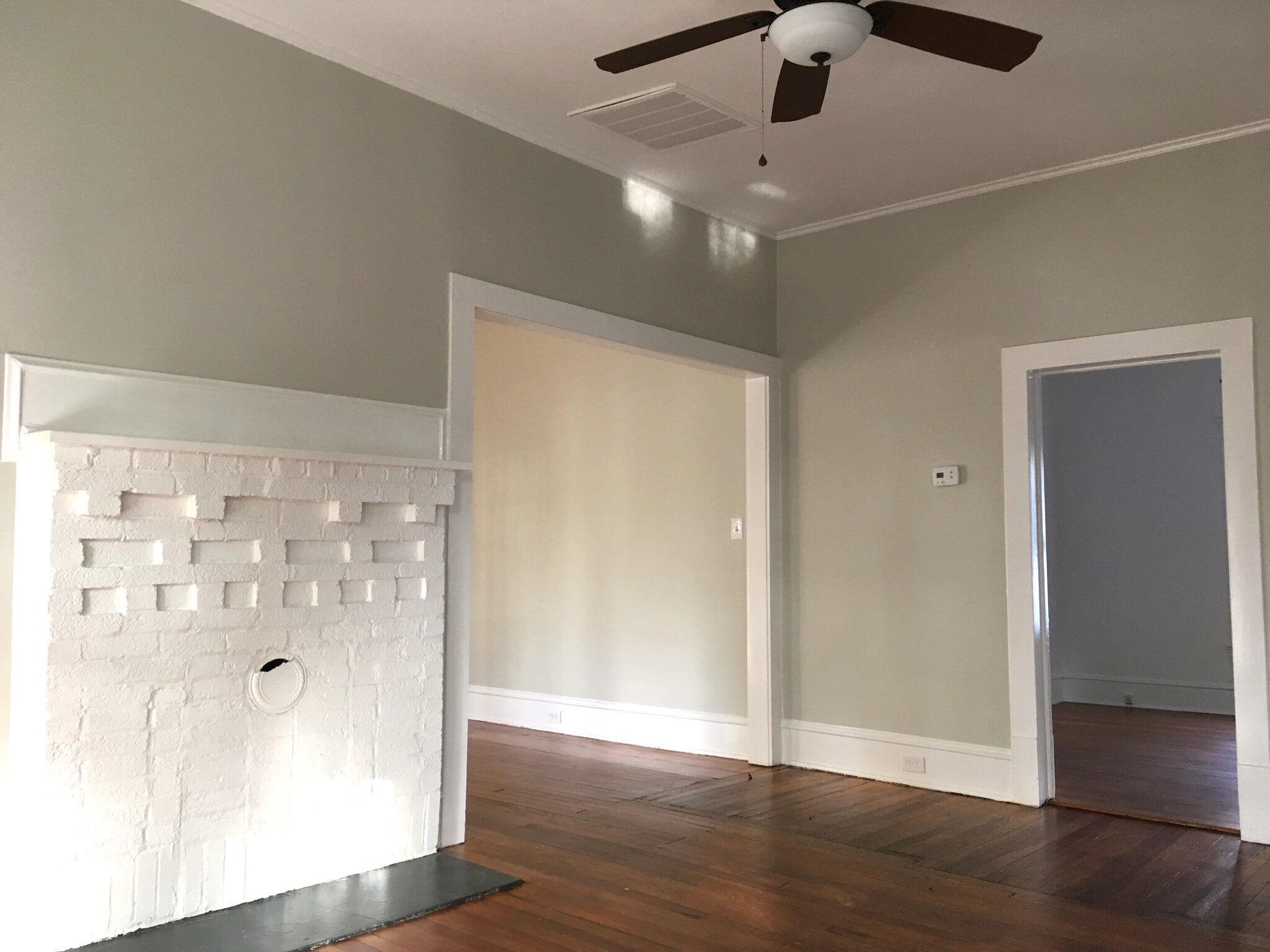 Building Photo - 2331 Englewood Ave