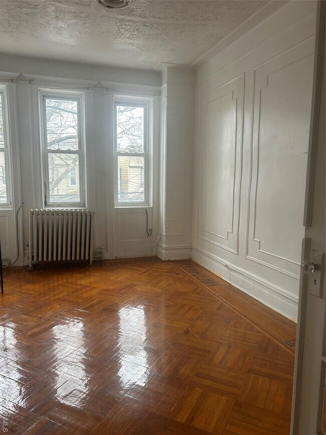 Building Photo - 88-20 86th St