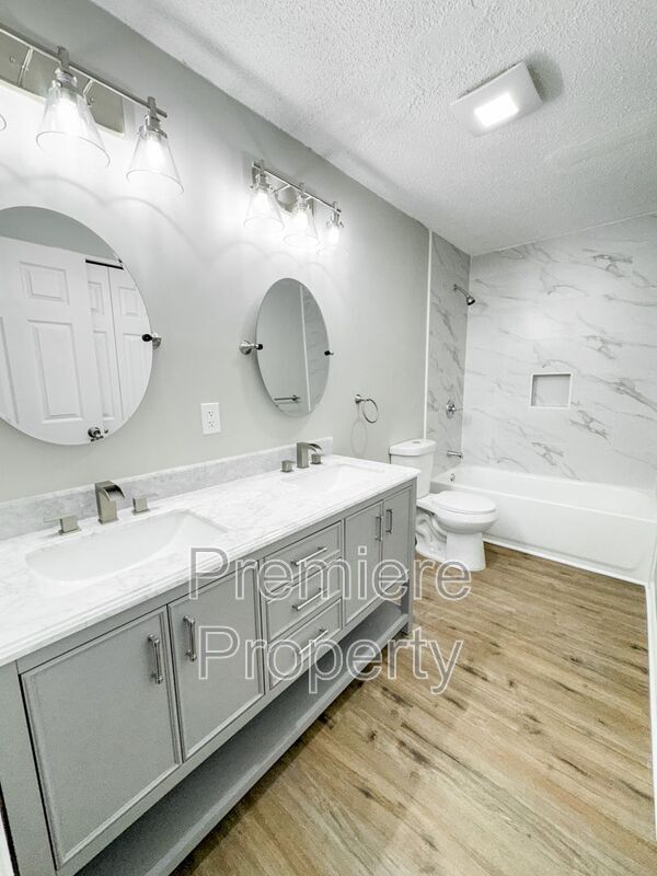 Building Photo - 1721 S Ellison Way