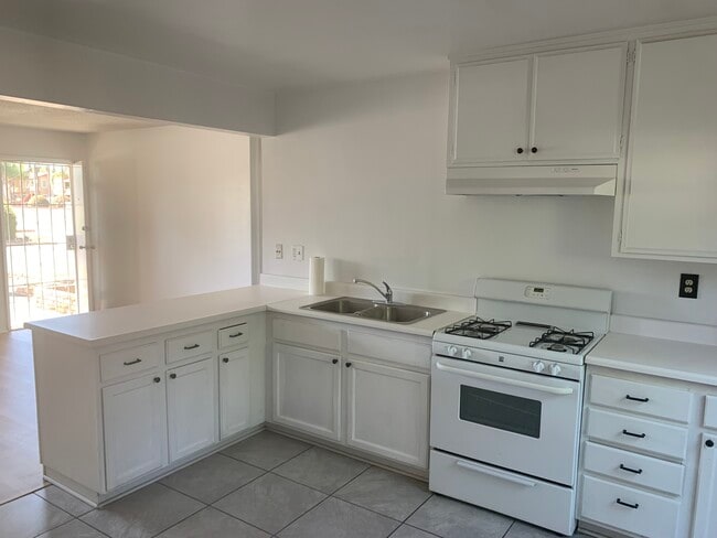 Kitchen - 4211 11th St