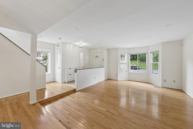 Building Photo - 10739 Mist Haven Terrace