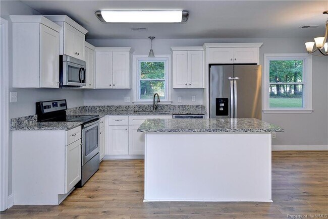 Building Photo - 6320 Jackie Cir